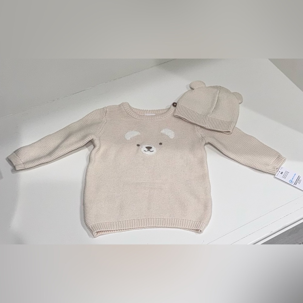 ☃️Carter's Cream Bear Knit Sweater and Hat Set